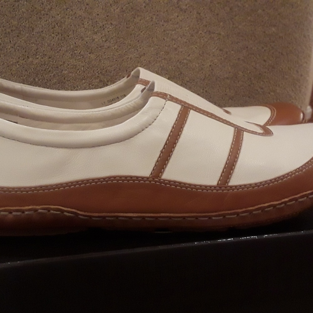 Shoes - Picture 5 of 5